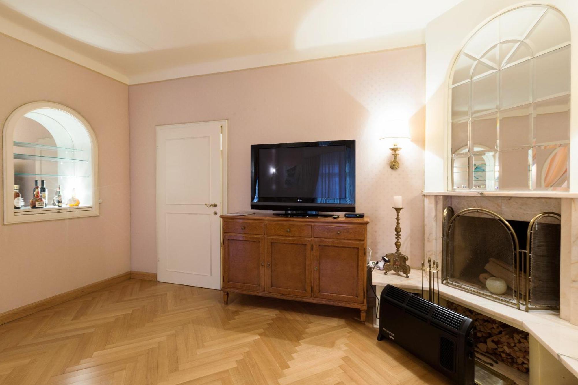Apartment Sonnenfelsgasse Vienna Exterior photo